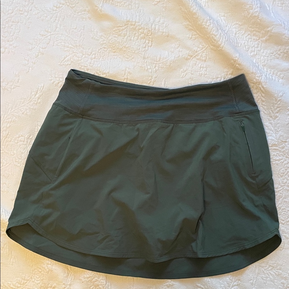 Outdoor Voices Hudson skort